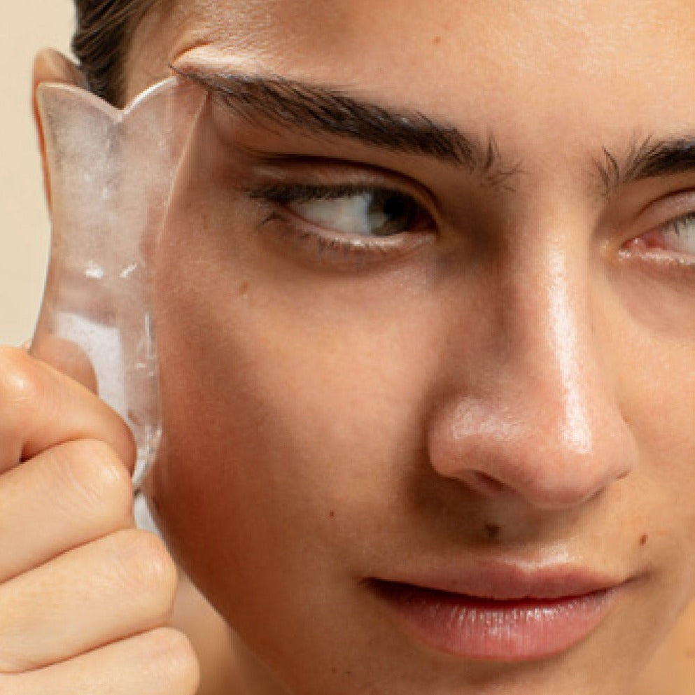 Ere Perez Quartz Sculpt & Lift Face Stone
