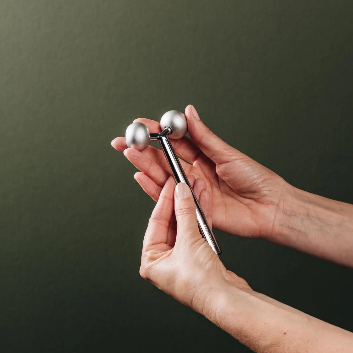 Velettà Face Massager